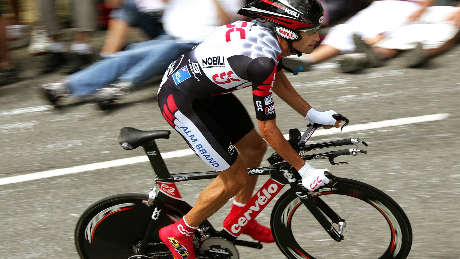 英格拉姆统治级表现击穿广厦防线，快船让悬念提前终结